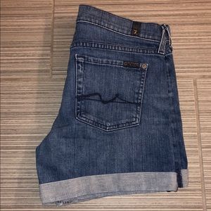 7 for all Mankind Jean Short